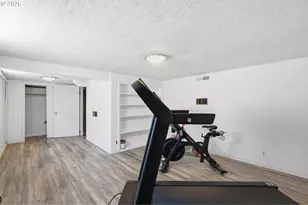 7636 SW Capitol Hill Rd, Portland, OR 97219 - Photo 37