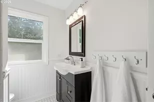 7636 SW Capitol Hill Rd, Portland, OR 97219 - Photo 23