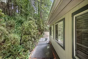 684 Bear Creek Rd, Cottage Grove, OR 97424 - Photo 39