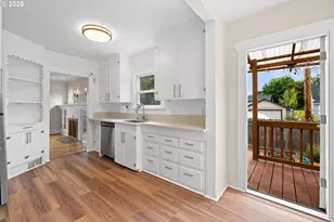 2132 SE Reedway St, Portland, OR 97202 - Photo 21