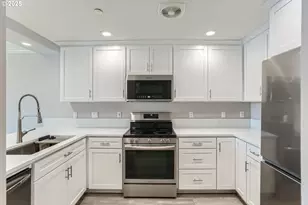 520 SE Columbia River Dr, Vancouver, WA 98661 - Photo 5