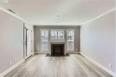 520 SE Columbia River Dr #211, Vancouver, WA 98661 - Photo 11