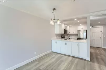 520 SE Columbia River Dr #211, Vancouver, WA 98661 - Photo 15