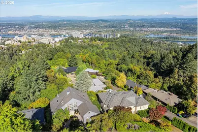 4260 SW Council Crest Dr, Portland, OR 97239 - Photo 47