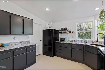 319 N Boulder Creek Dr, Otis, OR 97368 - Photo 17