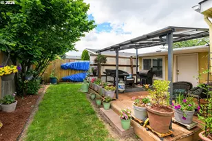 4055 Royal Ave, Eugene, OR 97402 - Photo 13