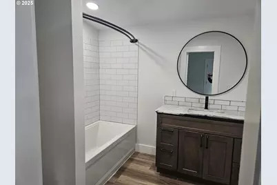 1162 E 1st Pl, Coquille, OR 97423 - Photo 13