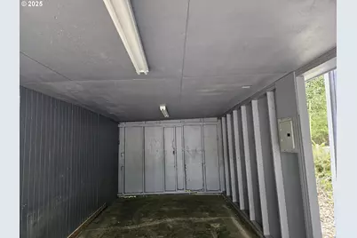 1162 E 1st Pl, Coquille, OR 97423 - Photo 25