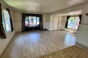555 N Danebo Ave, Eugene, OR 97402 - Photo 3