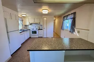 555 N Danebo Ave, Eugene, OR 97402 - Photo 7