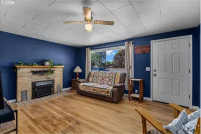 2402 NE 3rd St, Prineville, OR 97754 - Photo 11
