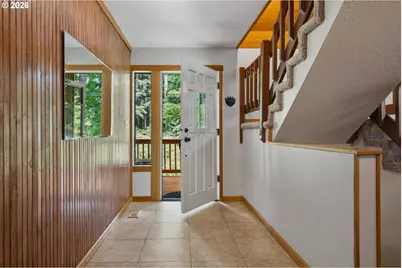 8122 SW 54th Ave, Portland, OR 97219 - Photo 3