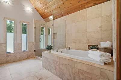 8122 SW 54th Ave, Portland, OR 97219 - Photo 17