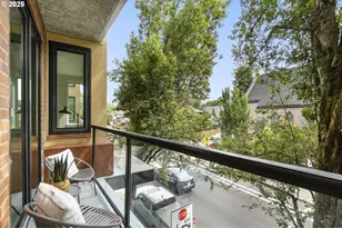 1620 NE Broadway St, Portland, OR 97232 - Photo 25