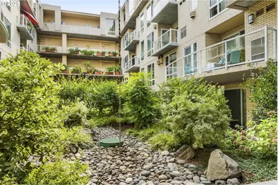 1620 NE Broadway St #232, Portland, OR 97232 - Photo 27