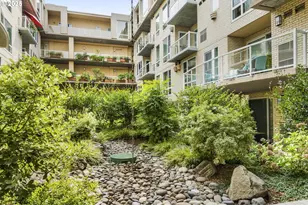 1620 NE Broadway St, Portland, OR 97232 - Photo 27