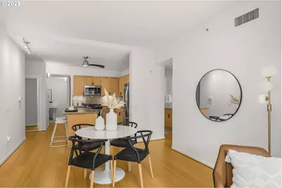 1620 NE Broadway St #232, Portland, OR 97232 - Photo 13