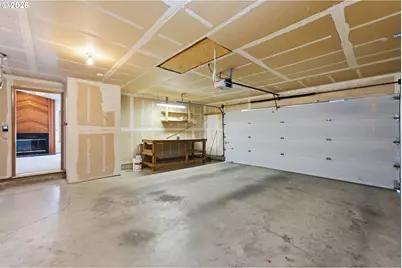 21171 SW Dana Ct, Beaverton, OR 97003 - Photo 35