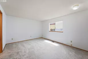 21171 SW Dana Ct, Beaverton, OR 97003 - Photo 29