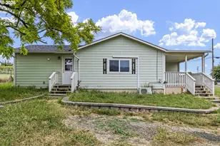 71 SE Ronald St, Winston, OR 97496 - Photo 3