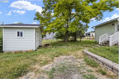 71 SE Ronald St, Winston, OR 97496 - Photo 25