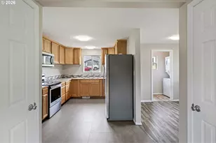 71 SE Ronald St, Winston, OR 97496 - Photo 11