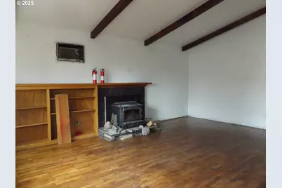 324 W Berdine St, Roseburg, OR 97471 - Photo 3