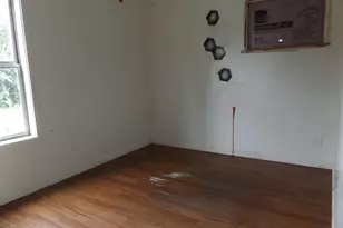 324 W Berdine St, Roseburg, OR 97471 - Photo 9