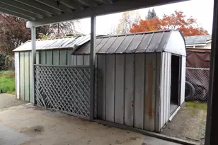 324 W Berdine St, Roseburg, OR 97471 - Photo 11