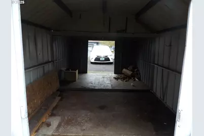 324 W Berdine St, Roseburg, OR 97471 - Photo 15