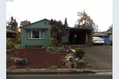 324 W Berdine St, Roseburg, OR 97471 - Photo 1