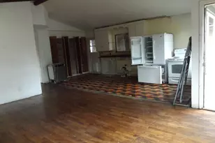 324 W Berdine St, Roseburg, OR 97471 - Photo 5