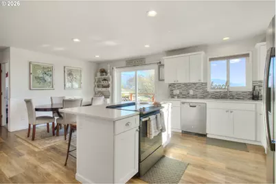 19 Otter Ter, Brookings, OR 97415 - Photo 7