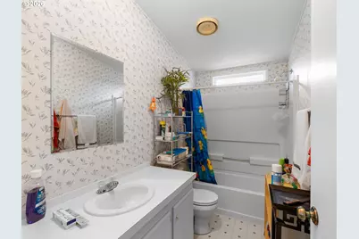 936 Honey Do St, The Dalles, OR 97058 - Photo 7