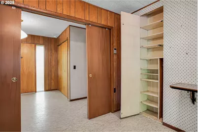 5910 W A St, West Linn, OR 97068 - Photo 11