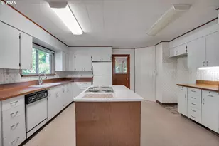 5910 W A St, West Linn, OR 97068 - Photo 15