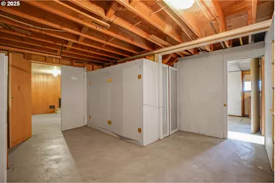 5910 W A St, West Linn, OR 97068 - Photo 29