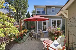6679 NE Rosebay Dr, Hillsboro, OR 97124 - Photo 33