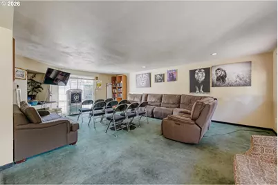 15705 SE Powell Blvd, Portland, OR 97236 - Photo 5