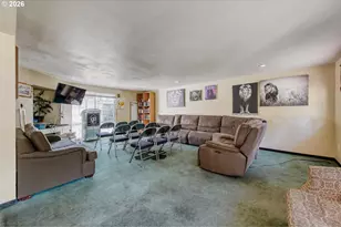 15705 SE Powell Blvd, Portland, OR 97236 - Photo 5