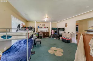 15705 SE Powell Blvd, Portland, OR 97236 - Photo 13