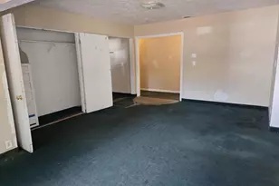 15705 SE Powell Blvd, Portland, OR 97236 - Photo 17