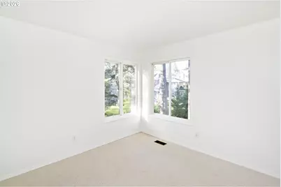 3321 SW Vesta Ct, Portland, OR 97219 - Photo 23