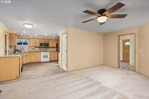 8203 SW Matthew Park St, Portland, OR 97224 - Photo 19