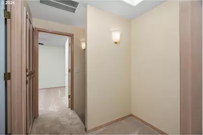 8203 SW Matthew Park St, Portland, OR 97224 - Photo 25