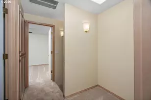 8203 SW Matthew Park St, Portland, OR 97224 - Photo 25