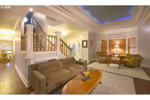 340 NE 2nd St, Oakland, OR 97462 - Photo 9