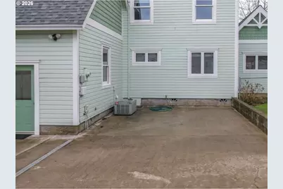 340 NE Second St, Oakland, OR 97462 - Photo 33