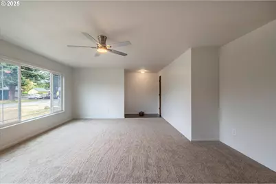 950 NE 1st St, Bandon, OR 97411 - Photo 13