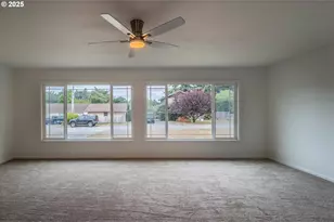 950 NE 1st St, Bandon, OR 97411 - Photo 11